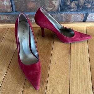 ♥️Nine West Red Suede Heels